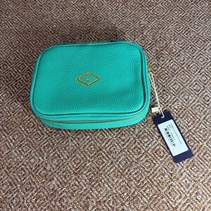 Boulervard Isabella Leather Jewelry Case NWT In Mint Color Travel Vacation Beach